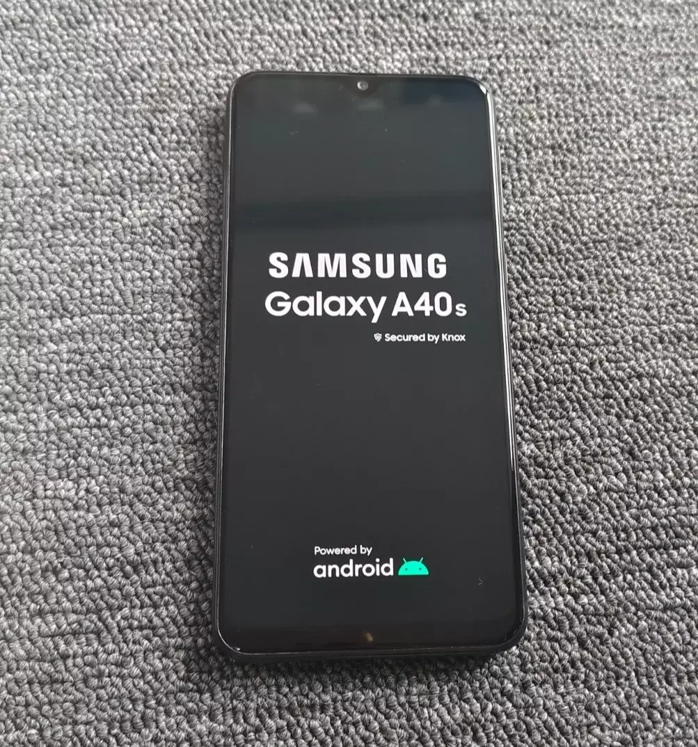 Samsung Galaxy A40s SM-A3050 Android Unlocked 4G 64GB Smartphone Fully function - Image 7